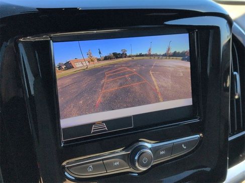 Certified 2023 Chevrolet Traverse LS image 14