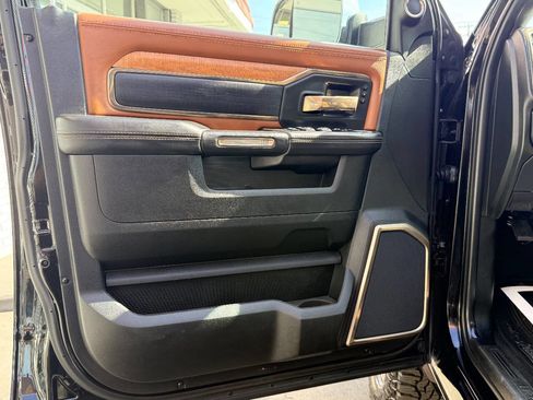 Used 2020 RAM 2500 Limited image 17