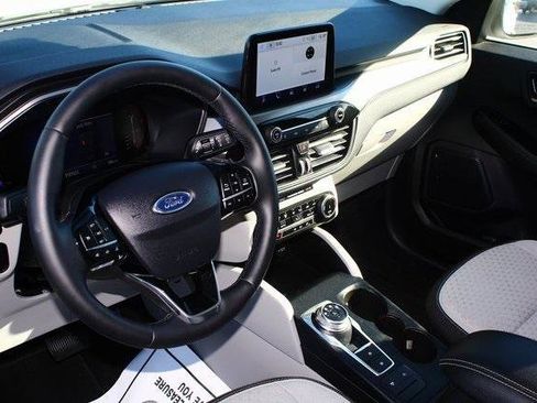Used 2024 Ford Escape Active image 4