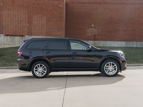 Used 2024 Dodge Durango GT image 3