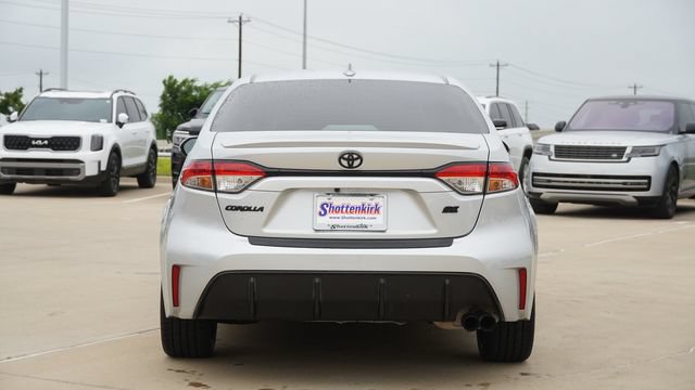 Used 2024 Toyota Corolla SE FWD image 8