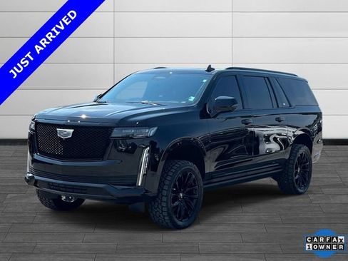 Used 2022 Cadillac Escalade ESV Sport Platinum w/ LPO, ONYX Package AWD/4WD image 7