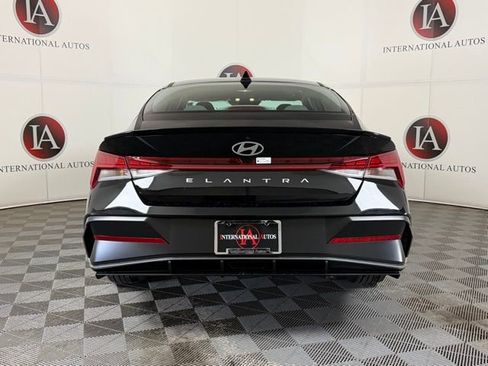 New 2026 Hyundai Elantra SEL Sport Premium FWD image 6