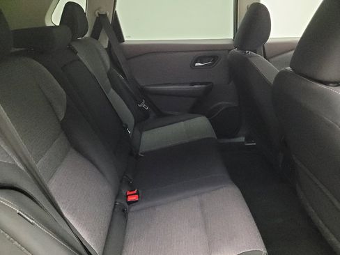Used 2023 Nissan Rogue SV FWD image 19