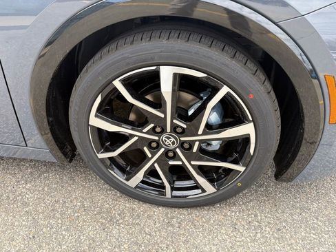 New 2026 Toyota Prius Plug-In Hybrid image 37