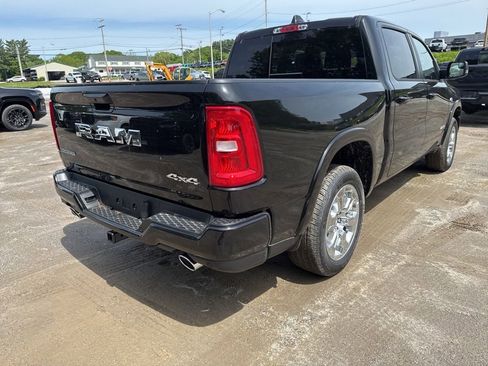 New 2026 RAM 1500 4x4 Crew Cab image 5