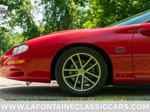 Used 2002 Chevrolet Camaro Z28 w/ SS Performance/Appearance Pkg RWD image 34