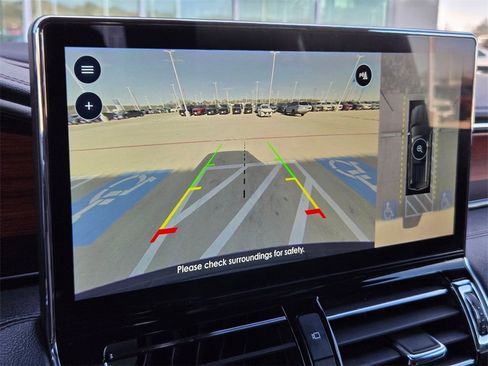 Used 2024 Lincoln Navigator Reserve image 41