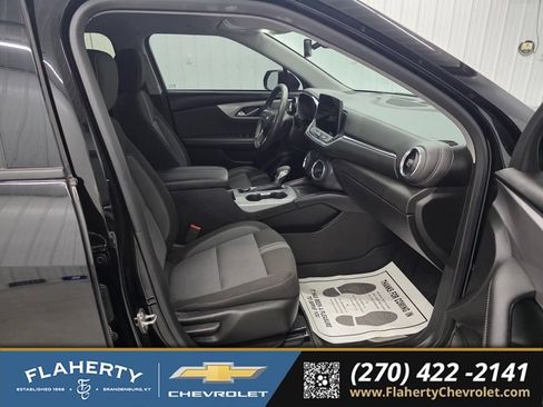 Used 2023 Chevrolet Blazer LT w/ Convenience Package FWD image 16