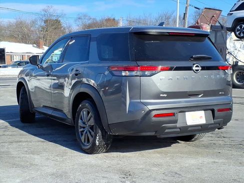 Certified 2022 Nissan Pathfinder S image 8