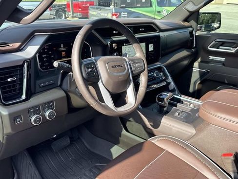 Used 2026 GMC Sierra 1500 Denali w/ Denali Reserve Package AWD/4WD image 11
