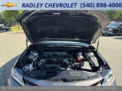 Used 2019 Toyota Camry LE image 20