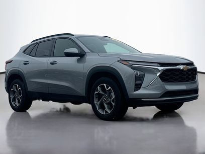 Used 2024 Chevrolet Trax LT w/ Driver Confidence Package