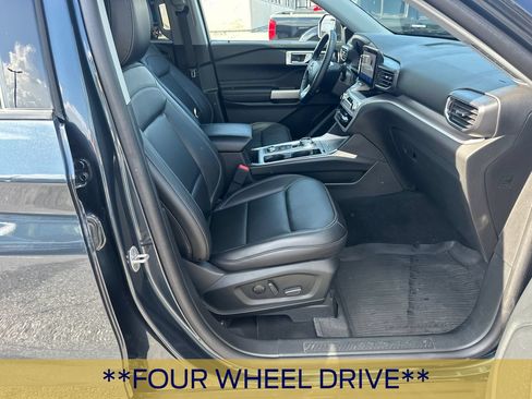 Certified 2023 Ford Explorer XLT w/ Equipment Group 202A AWD/4WD image 15