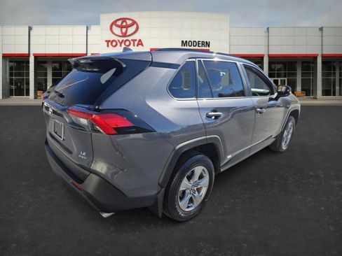 Used 2025 Toyota RAV4 LE image 5