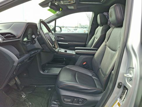 Certified 2024 Toyota Sienna XSE image 14
