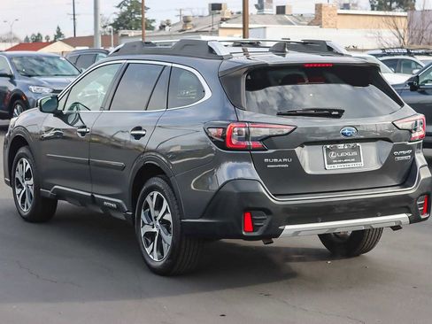 Used 2022 Subaru Outback Touring XT image 2