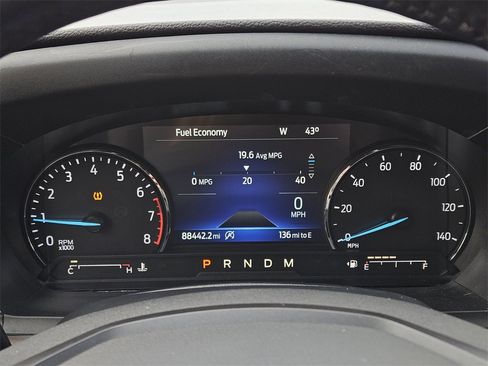 Used 2020 Ford Explorer Limited image 12