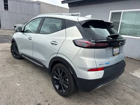 Used 2022 Chevrolet Bolt EUV Premier w/ Launch Edition FWD image 7