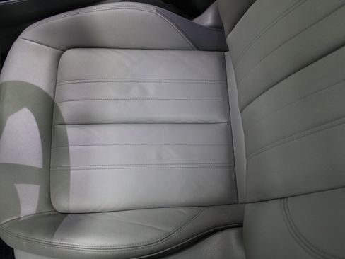 Used 2022 Audi Q5 2.0T Premium w/ Convenience Package image 13