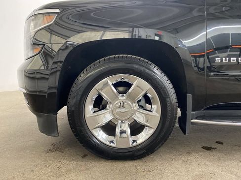 Used 2017 Chevrolet Suburban Premier image 11