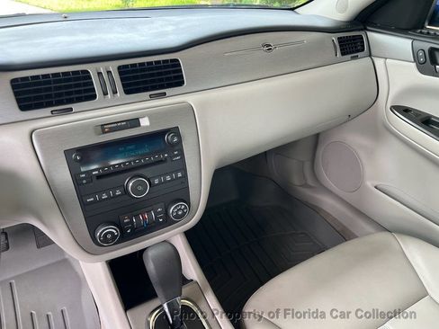 Used 2006 Chevrolet Impala LT FWD image 44