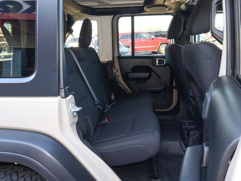 Used 2022 Jeep Wrangler Unlimited Sport AWD/4WD image 24