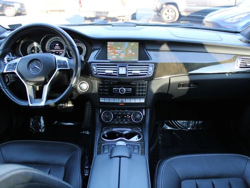 Used 2013 Mercedes-Benz CLS 550 4MATIC image 11