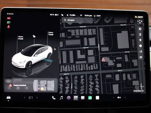 Used 2023 Tesla Model 3 Standard Range RWD image 19