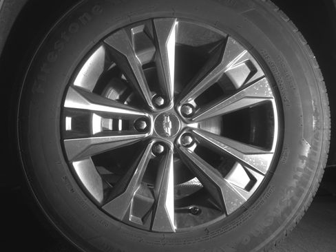 Used 2025 Chevrolet Equinox LT image 12