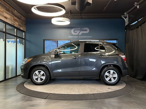 Used 2018 Chevrolet Trax LT w/ Driver Confidence Package AWD/4WD image 6