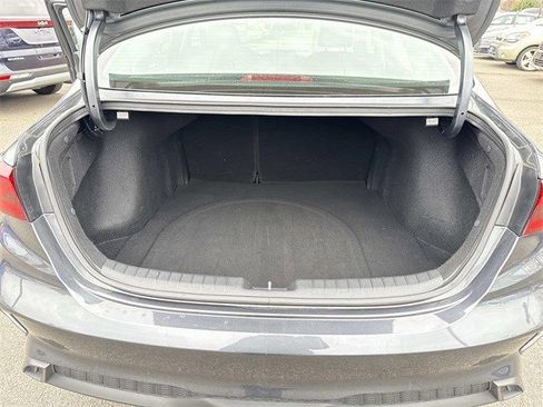 Certified 2023 Kia Forte LXS image 12