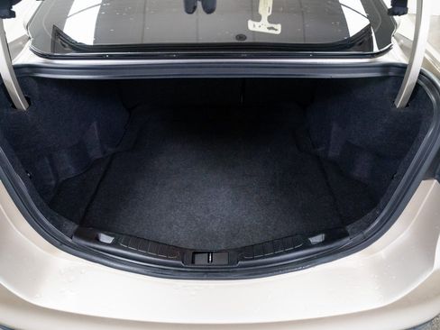 Used 2017 Ford Fusion SE image 8