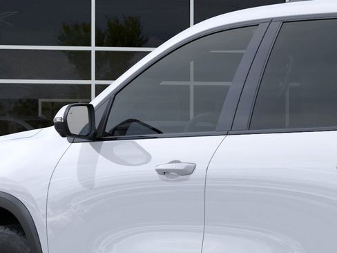 New 2026 GMC Acadia AT4 image 12