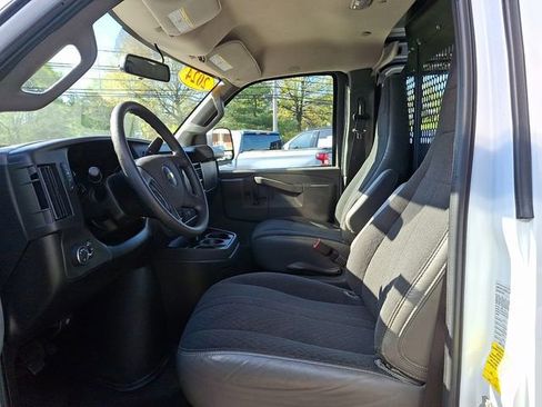 Used 2024 Chevrolet Express 2500 w/ Driver Convenience Package RWD image 24