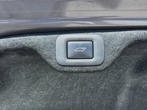 Used 2024 Lexus ES 300h w/ Technology Package FWD image 13