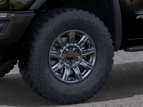 New 2026 GMC Sierra 1500 AT4X w/ LPO, Black Badging Package AWD/4WD image 9