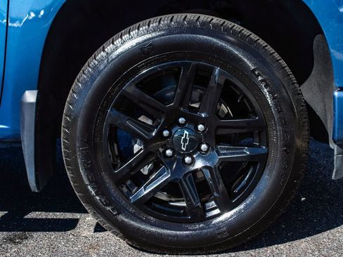 Used 2024 Chevrolet Silverado 1500 Custom AWD/4WD image 7