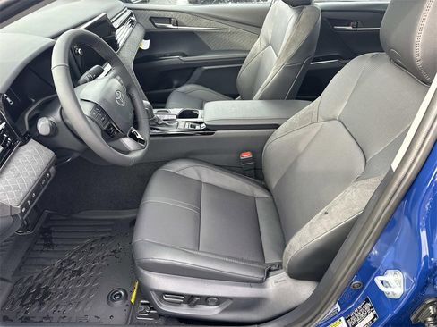 New 2026 Toyota Camry XLE image 18