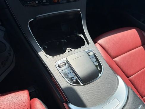 Used 2022 Mercedes-Benz GLC 300 4MATIC image 34