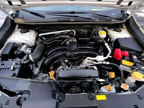 Used 2024 Subaru Crosstrek 2.0i Premium image 10