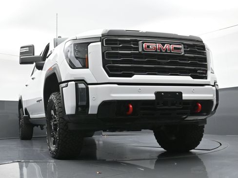 Used 2024 GMC Sierra 2500 AT4 w/ AT4 Premium Plus Package image 22
