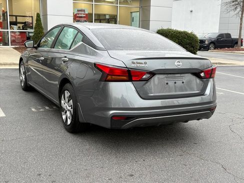 Certified 2021 Nissan Altima 2.5 S image 6