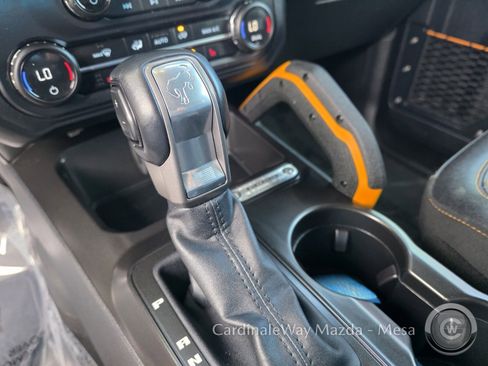 Used 2023 Ford Bronco Badlands image 21