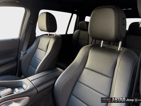 Used 2025 Mercedes-Benz GLS 450 4MATIC w/ AMG Line Exterior image 11