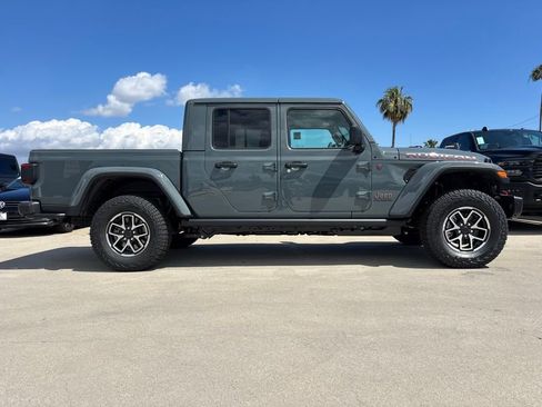 New 2026 Jeep Gladiator Rubicon AWD/4WD image 2