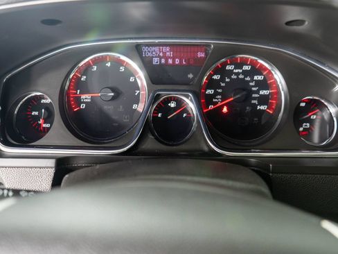 Used 2015 GMC Acadia SLE AWD/4WD image 17