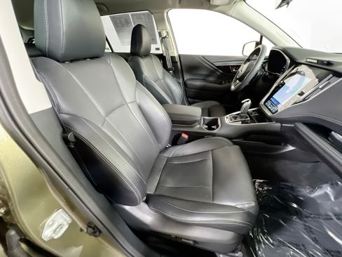 Used 2023 Subaru Outback Touring AWD/4WD image 29