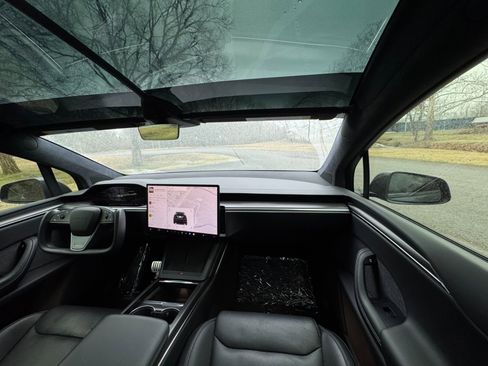 Used 2023 Tesla Model X Plaid image 65