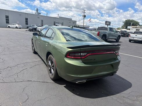 Used 2022 Dodge Charger SXT w/ Blacktop Package AWD/4WD image 8